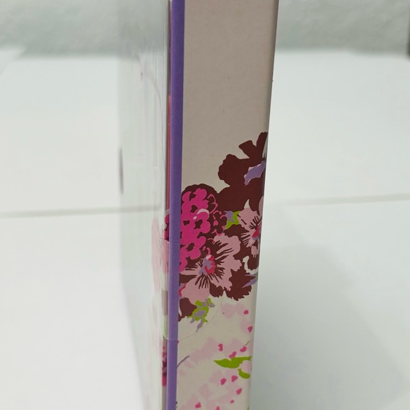 Laura Ashley6 Pieces Soft Touch Nail Set, Pink Comb - Picture 5 of 9